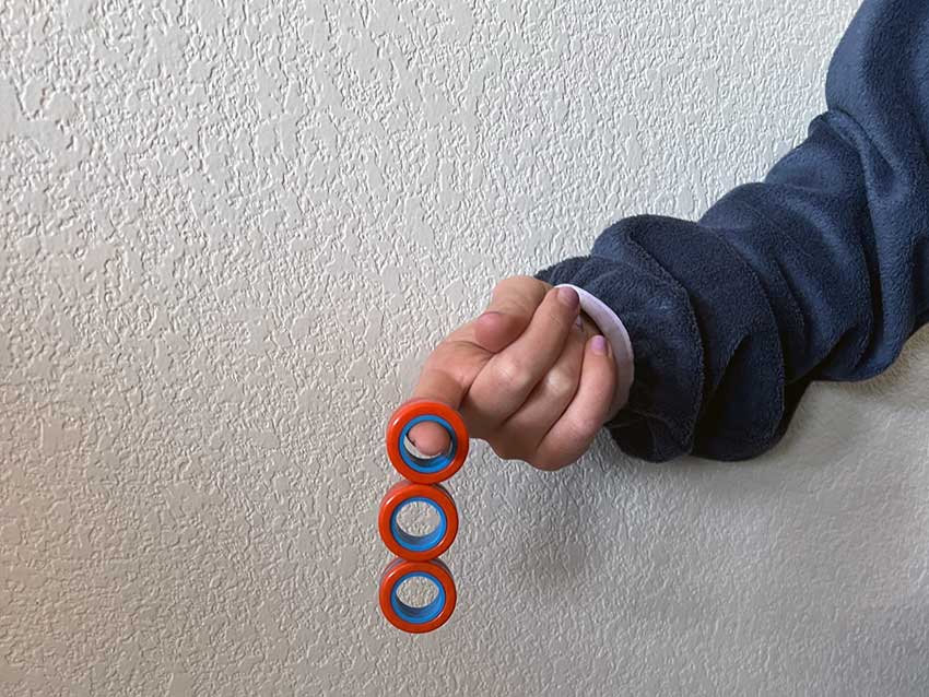 Fingears magnetic rings